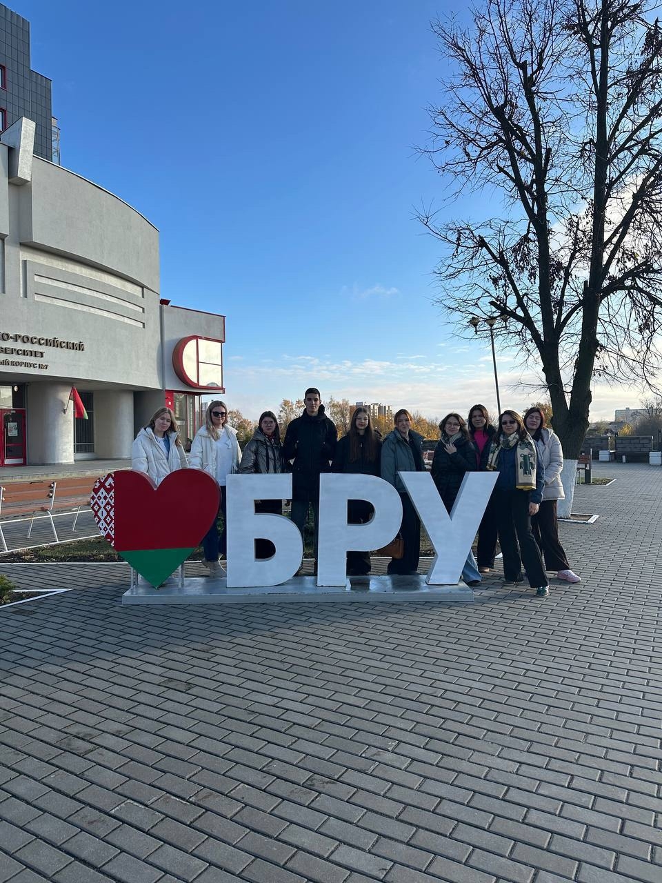 Союз науки и дружбы: молодые ученые и студенты Университета сервиса посетили Беларусь